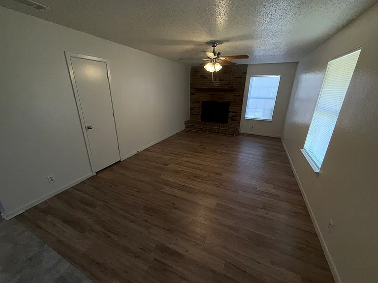 4504 Calle Nogal St #B — Photo 9