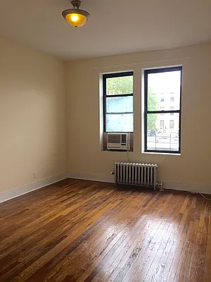 Rented by BRICK & GALO REALTY CORP | media 31