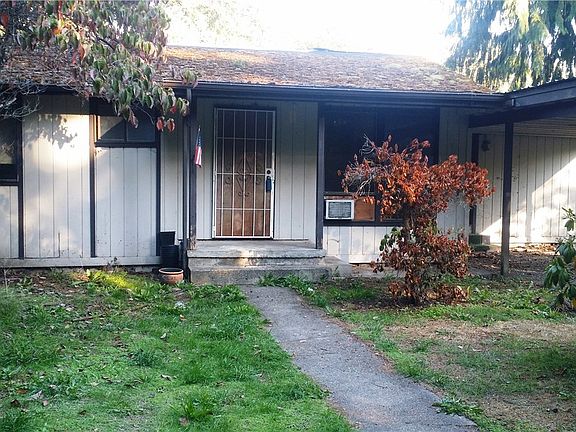 2nd image of 36626 45th Ave S