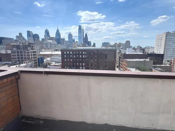 926 Race St #28-8B, Philadelphia, PA 19107