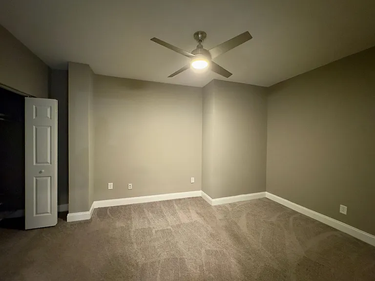 Apartment Units with In-Unit Laundry in Downtown Baltimore, MD! — Photo 47