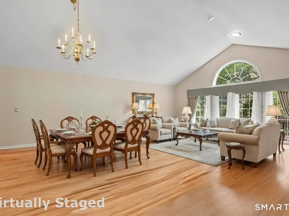 29 Greystone #29, Shelton, CT 06484
