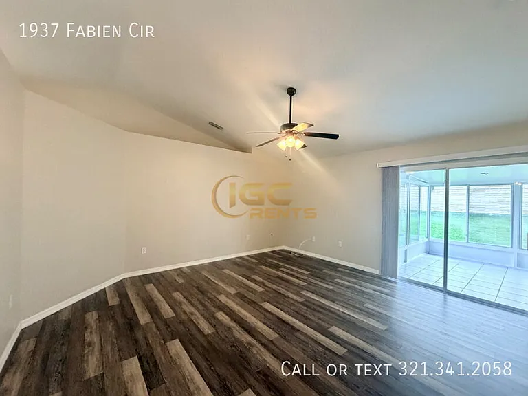 1937 Fabien Cir — Photo 7