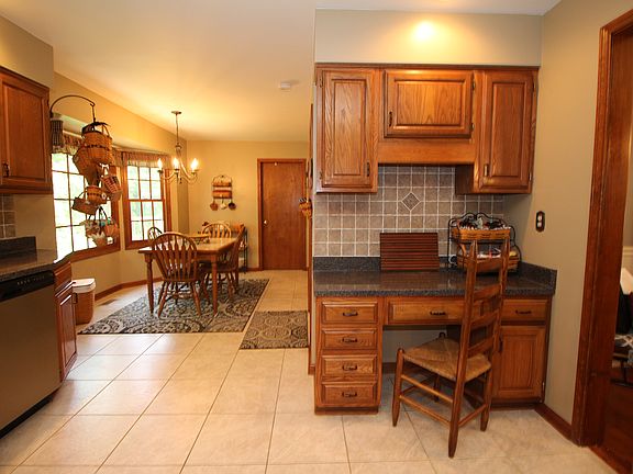 3rd image of 3569 Hearthstone Ct