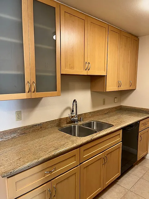 5015 Valley Crest Dr — Photo 3
