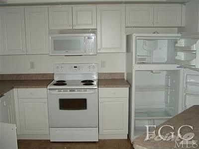 2nd image of 4121 NE 15th Ave
