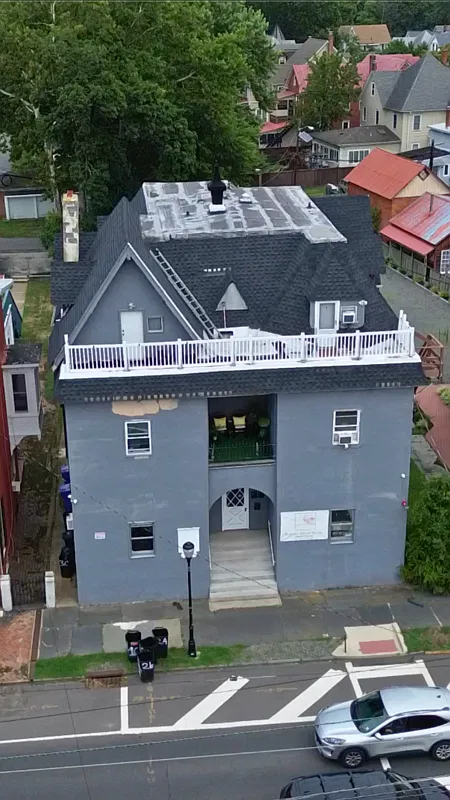 1 bed, 1.0 bath, $1,600 — Photo 2