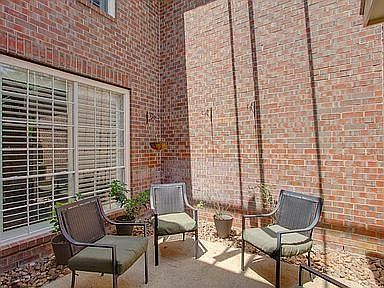 4th image of 4212 Greystone Way