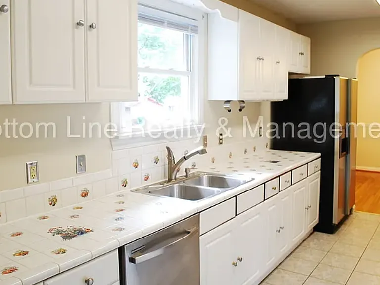 7800 Ocala Rd #B — Photo 19