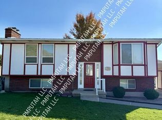 198 E 1250 N, Centerville, UT 84014