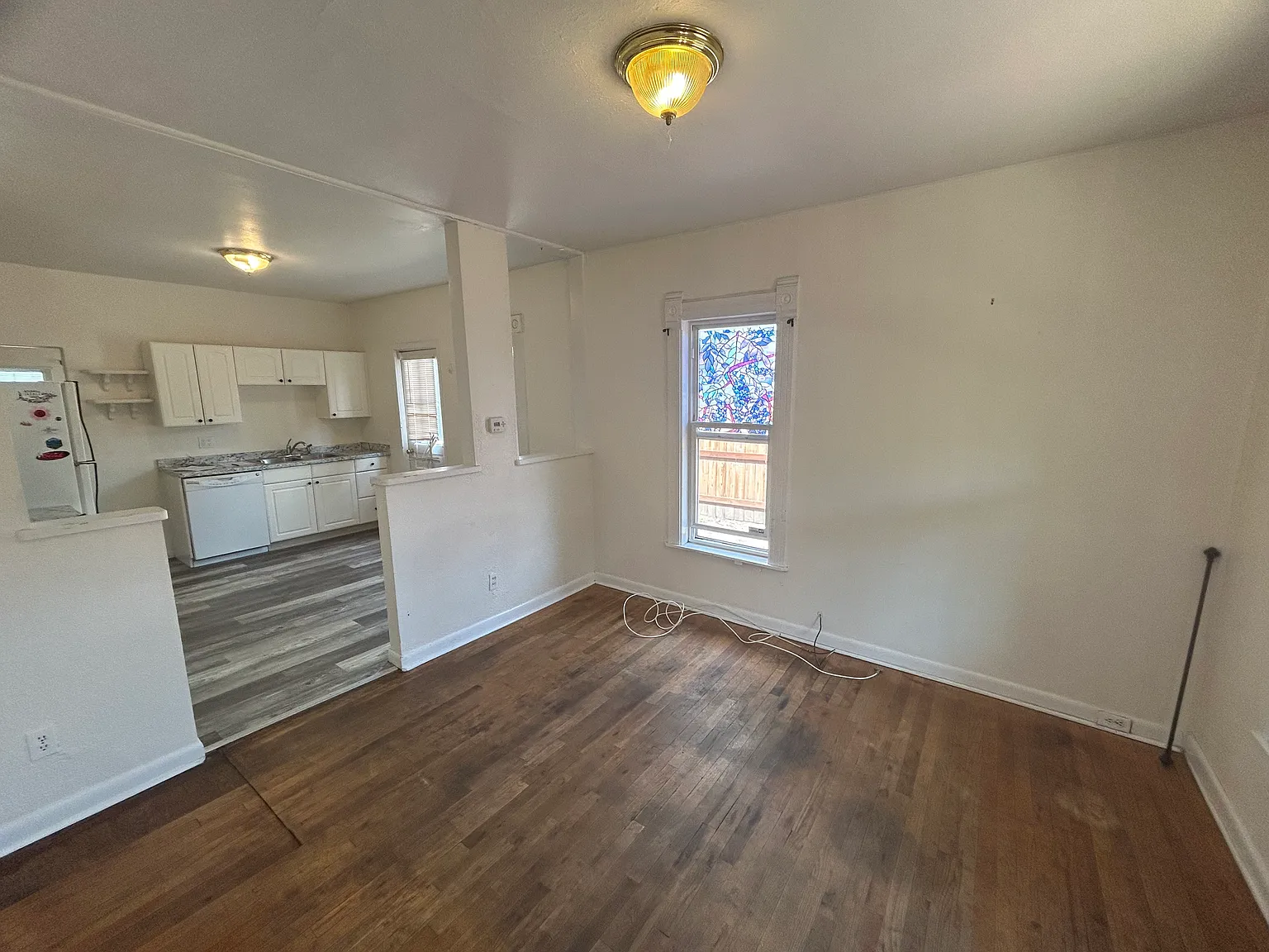 3 bed, 900 sqft, $3,900 — Photo 4
