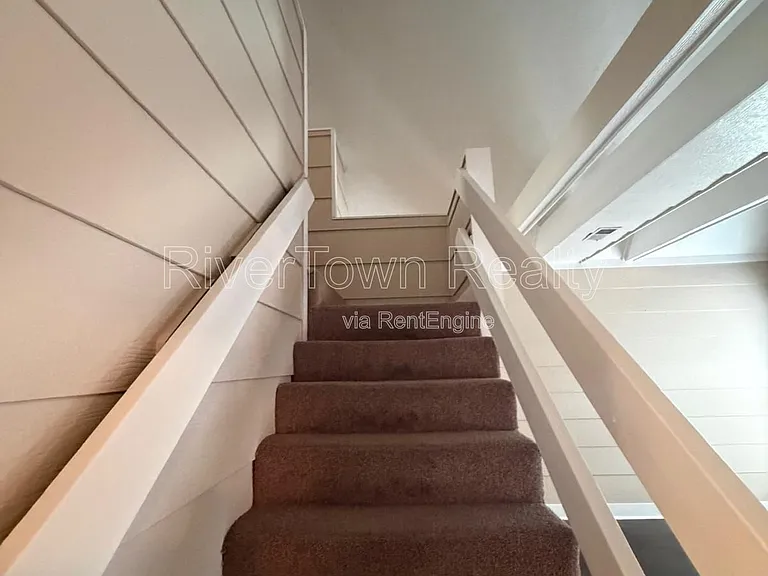 5303 Sunray Dr — Photo 10