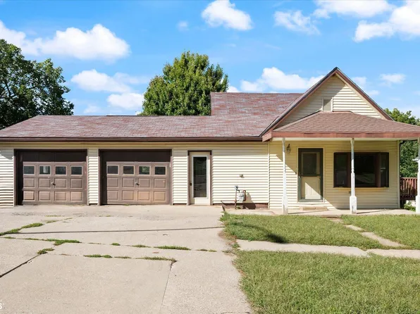 1102 Hill St, Harlan, IA 51537