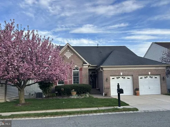 34 N Valentine Dr, Garnet Valley, PA 19060