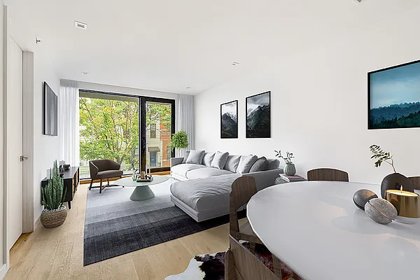 Rented by SERHANT. | media 8