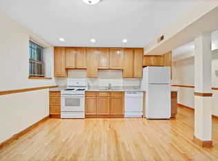 845 W Sheridan Rd #G, Chicago, IL 60613