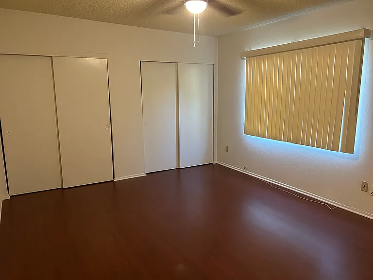 529 Irving Ave #4 — Photo 7