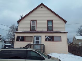 522 7th St, Iron Mountain, MI 49801