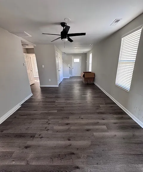 2107 Anna Ave — Photo 4