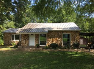 305 Hunter Rd, Carthage, TX 75633