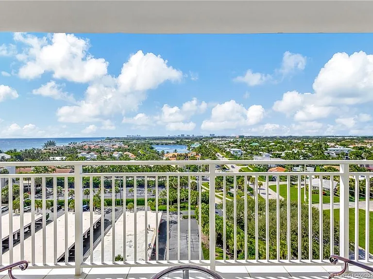 500 Ocean Dr #W-11 — Photo 40