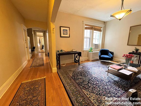 3rd image of 63 Longwood Ave #U4