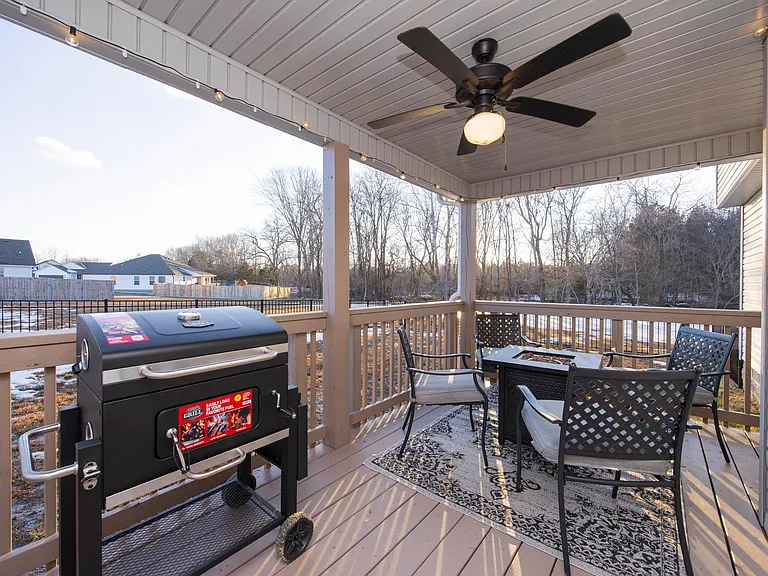 406 Bender Ct — Photo 28