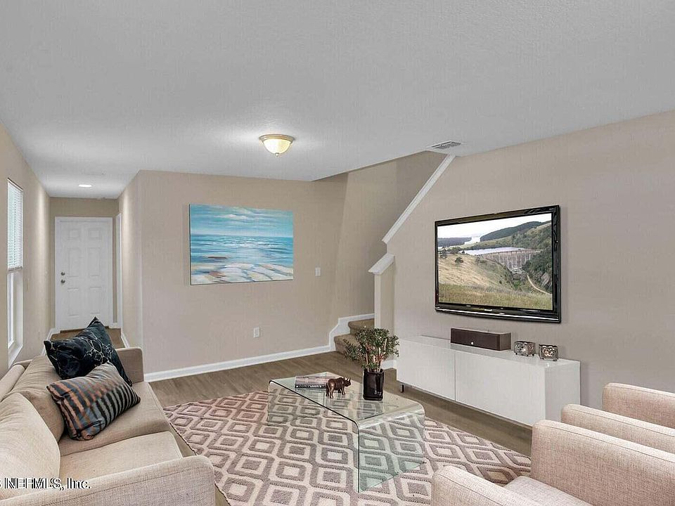 1st image of 8626 FREE Avenue