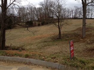 121 Labrador Way, Bluff City, TN 37618