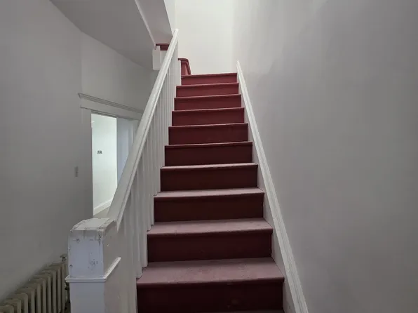 1407 43rd St #2, North Bergen, NJ 07047