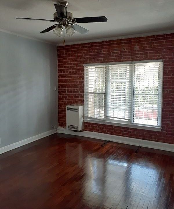 2nd image of 1059 S Manhattan Pl APT 210