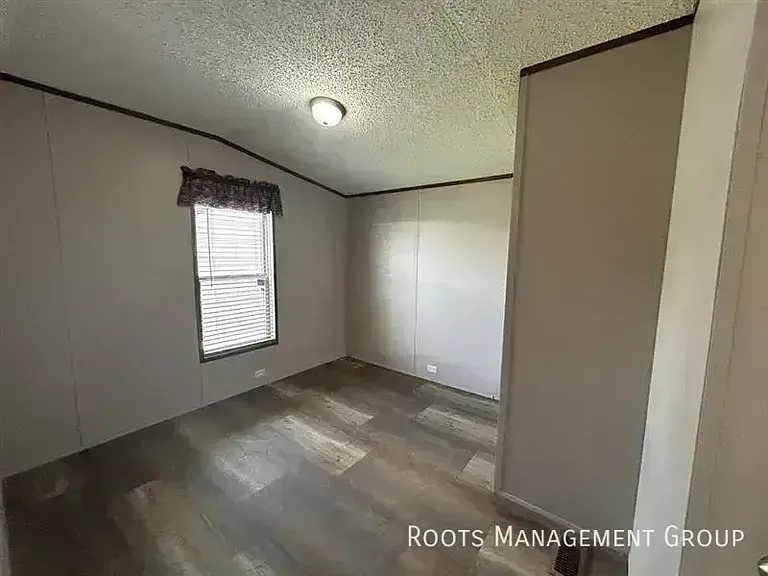 25 Riviera Courts Dr #25 — Photo 8