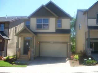 15593 SW Stone Ridge Cir, Beaverton, OR 97007