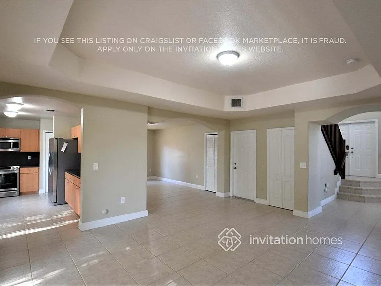 4390 SW 159th Ave — Photo 3
