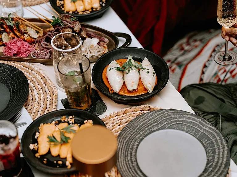Upscale Dining in Sausalito | Summit at Sausalito Apartments