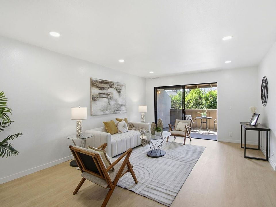 1st image of 2201 Monroe St APT 204