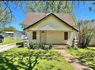 814 N 6th St, Perry, OK 73077