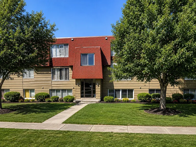1157 Ravenwood Rd #1 — Photo 4