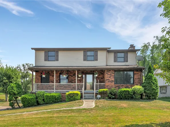 10858 Hunters Woods Ln, Irwin, PA 15642