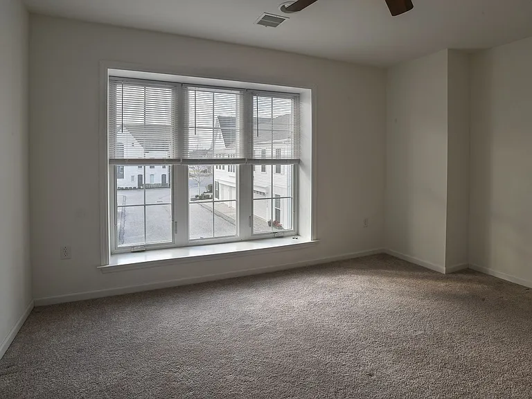 3118 Grove Ct — Photo 34