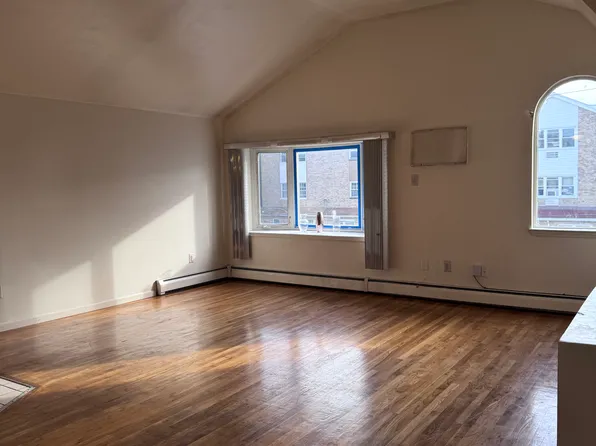 (undisclosed Address), Bronx, NY 10465