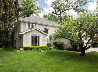 2244 Iroquois Rd, Wilmette, IL 60091