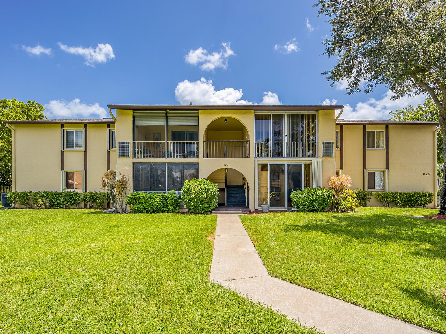 329 Pine Ridge Cir APT D1, Greenacres, FL 33463 MLS RX10883878