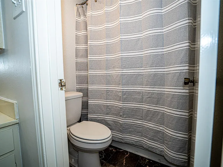 1515 Sandy Springs Rd #1001 — Photo 7