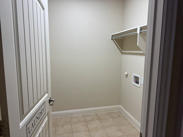 1824 Balboa Park Dr — Photo 38