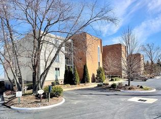 1507 Cleveland Rd E APT 403, Huron, OH 44839