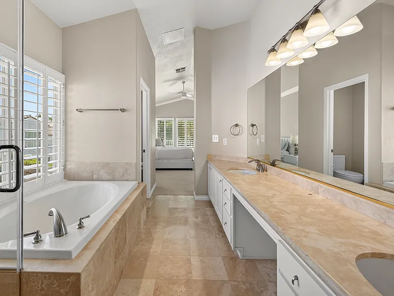 5308 Painted Lakes Way — Photo 28