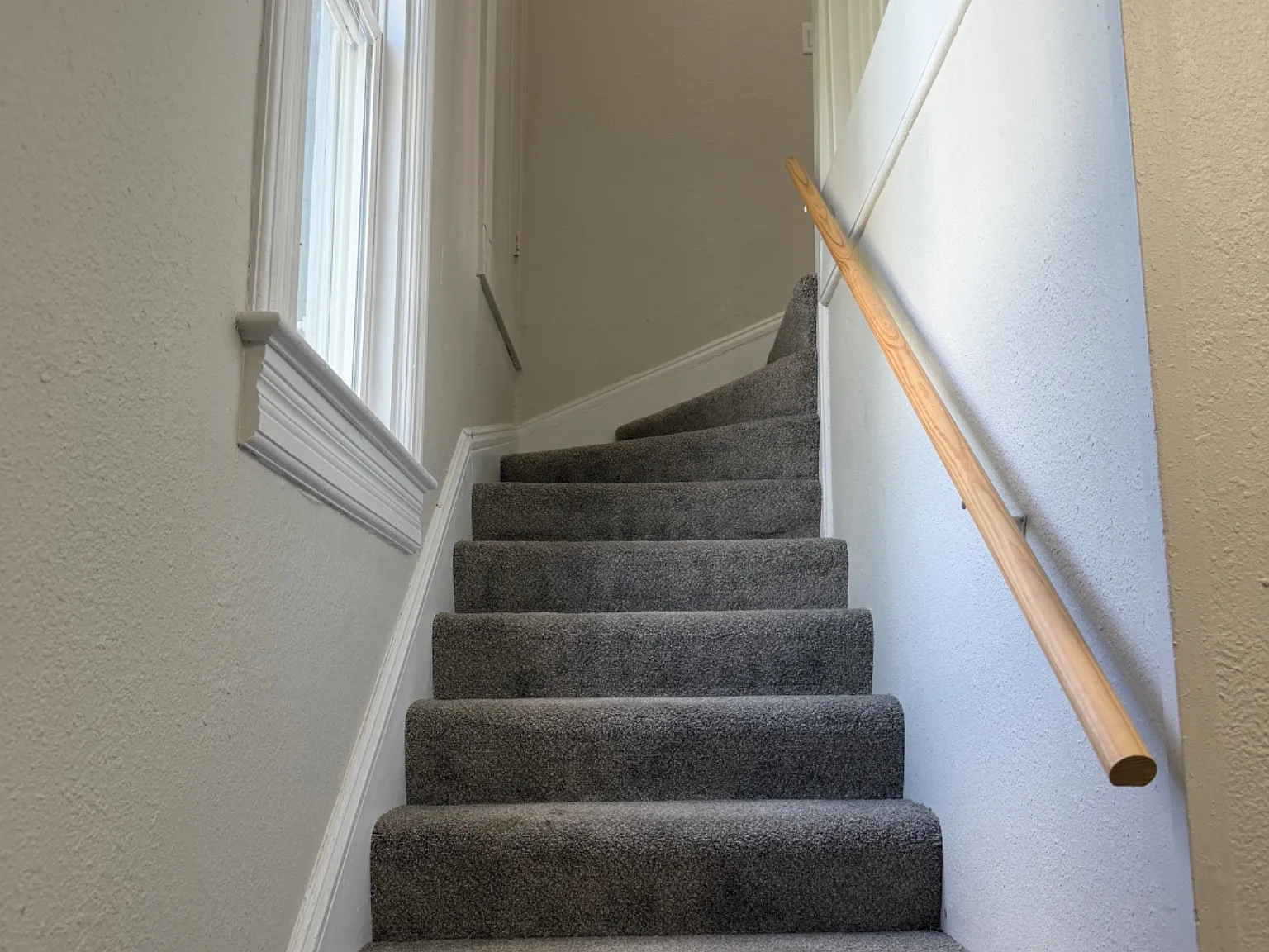 1519 Lynn Avenue - B — Photo 2