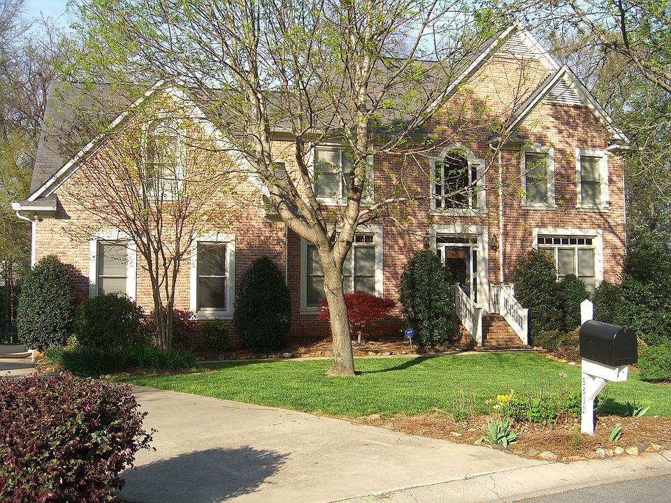 9602 Highstream Ct  Charlotte, NC  28269