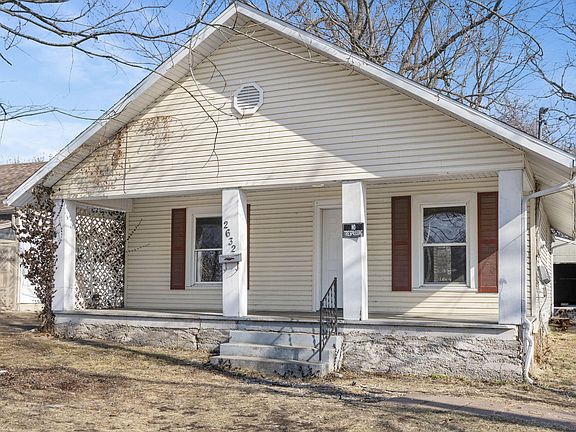 2nd image of 2632 N Kellett Avenue